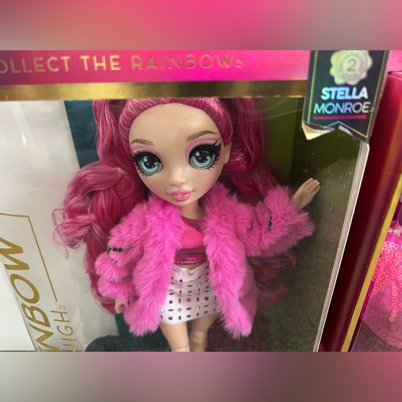 Rainbow High Stella Monroe doll - Picture 2 of 6